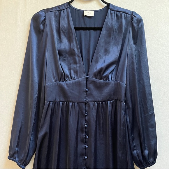 Aritzia Wilfred Navy Satin Button Front Long Sleeve Midi Dress Size S - Picture 8 of 11